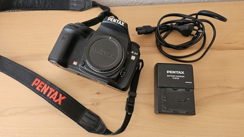 Pentax k20d dslr body - pentax,