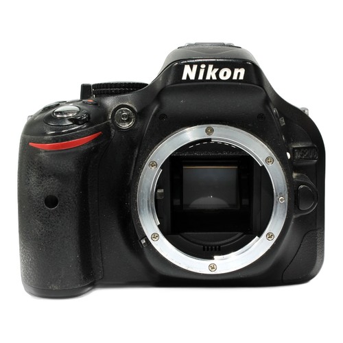 Nikon d5200 dslr body - d5200,