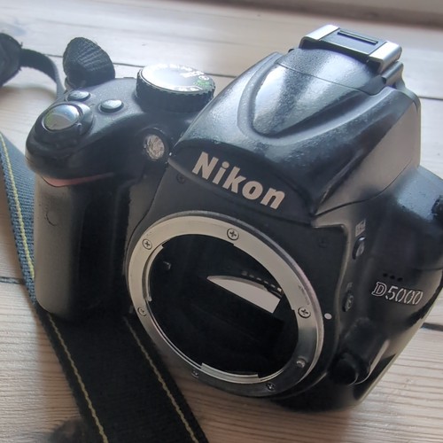 Nikon d5000 dslr - dslr, gehäuse